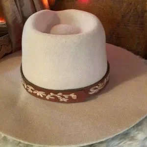 Wyeth | Accessories | New Wyeth Wool Leather Band Rancher  display picture 3